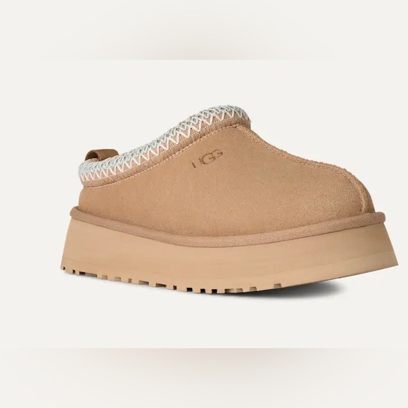 UGG Tan Women's Slippers - Picture 2 of 7